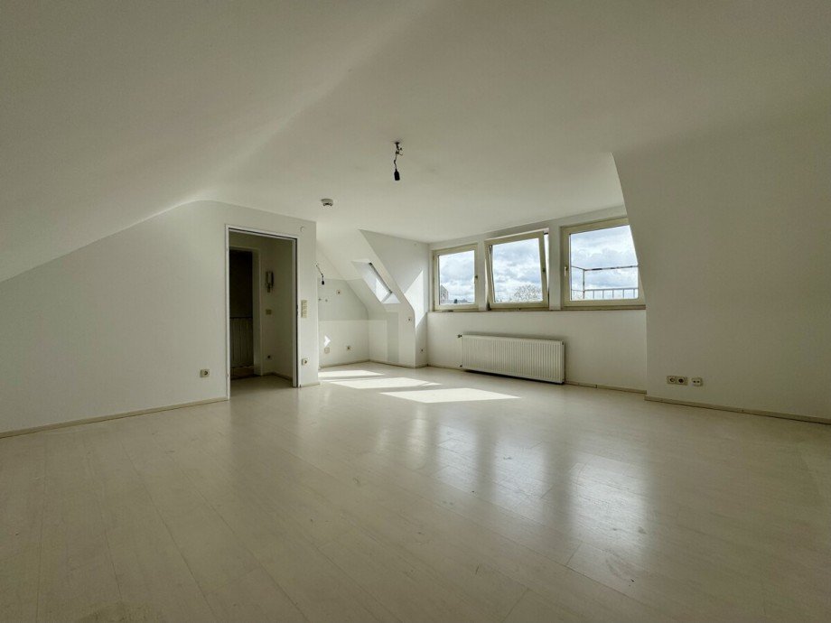 DG Dachgeschosswohnung D�sseldorf