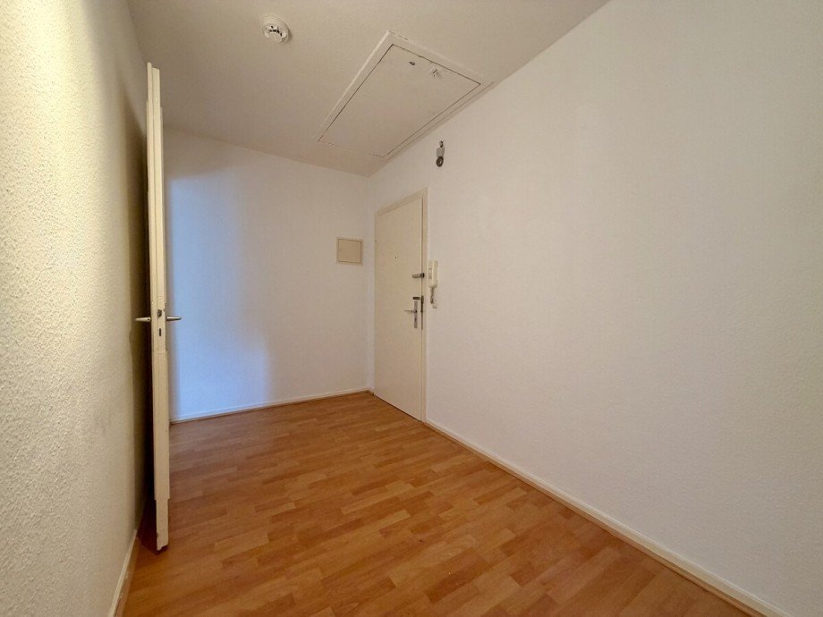 Diele Dachgeschosswohnung D�sseldorf
