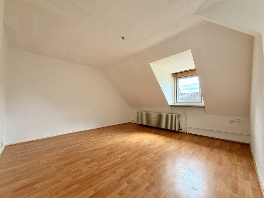 Wohnzimmer Dachgeschosswohnung D�sseldorf