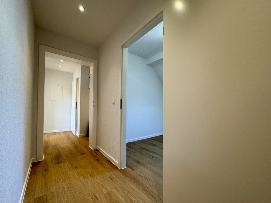 Diele Dachgeschosswohnung D�sseldorf