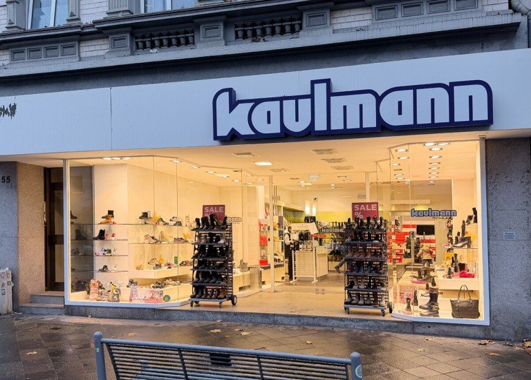 Titelbild D�sseldorf - D�sseltal Einzelhandel Die Rethelstra�e ruft - machen Sie Ihr Business zum Hotspot!