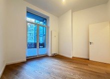 Schlafen Stilvoll wohnen, sofort genie�en - ein Altbau, der �sthetik und Wohnqualit�t vereint!