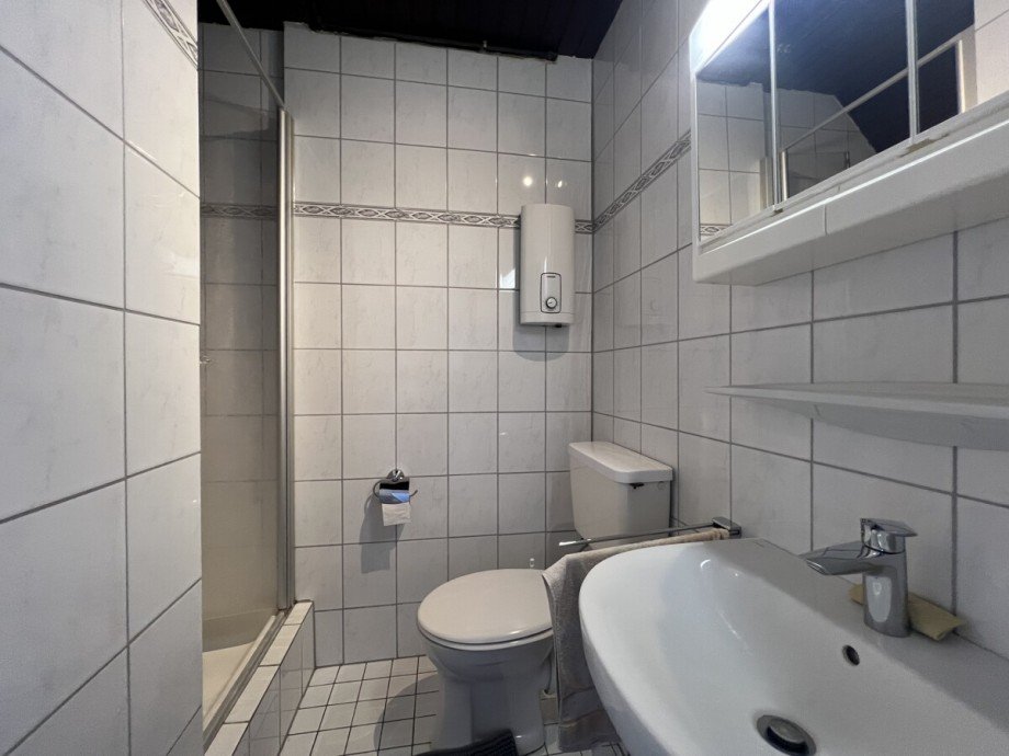 Badezimmer Dachgeschosswohnung D�sseldorf