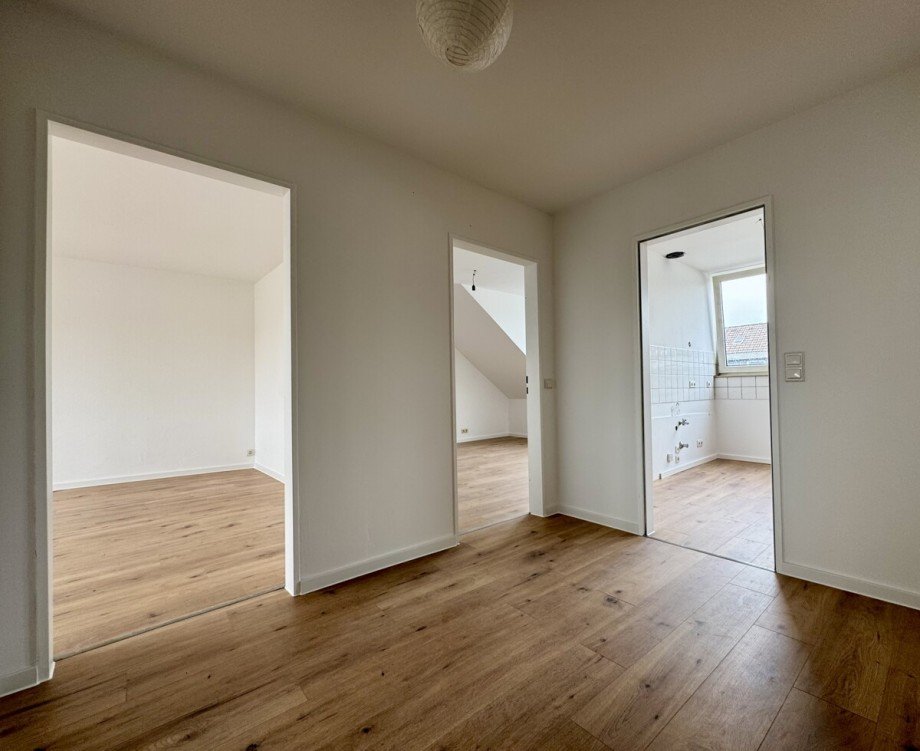 Diele Dachgeschosswohnung D�sseldorf