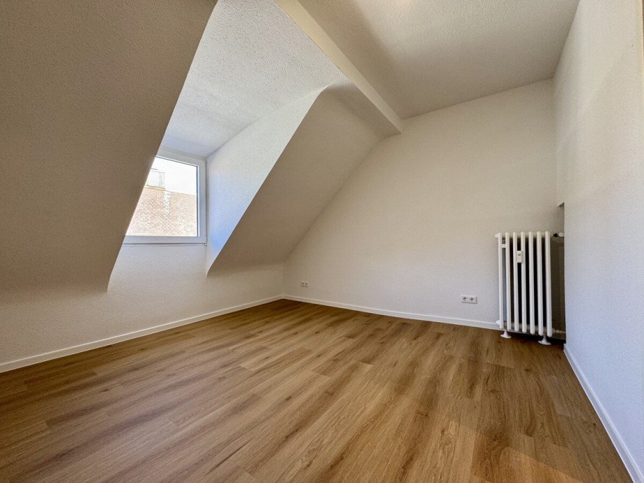 Zimmer 2 Dachgeschosswohnung D�sseldorf