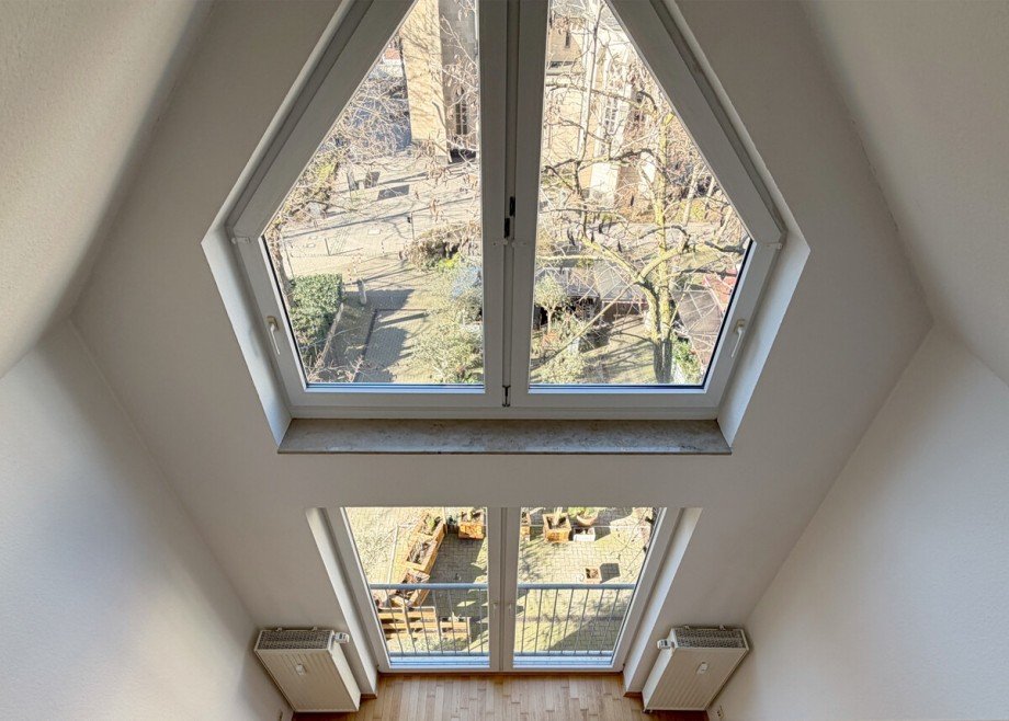 4.OG - Galerie Maisonettewohnung D�sseldorf