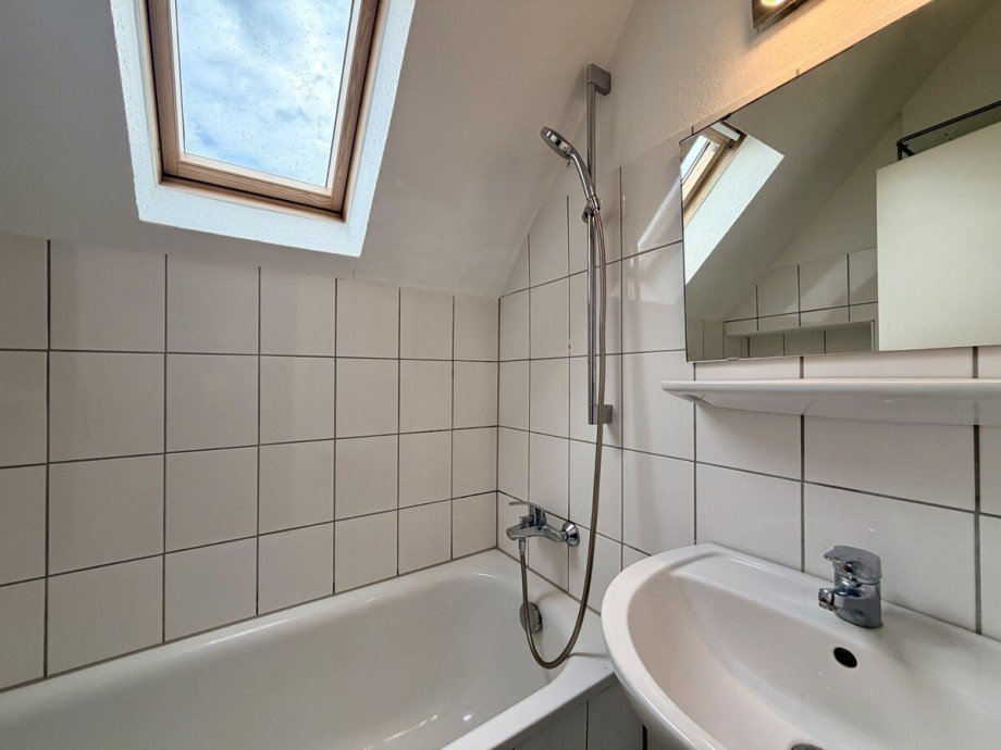 Badezimmer Dachgeschosswohnung D�sseldorf