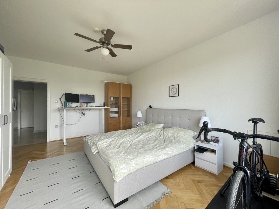 Schlafzimmer Dachgeschosswohnung D�sseldorf